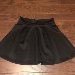 🔻Pleated Black Skater Skirt🔻